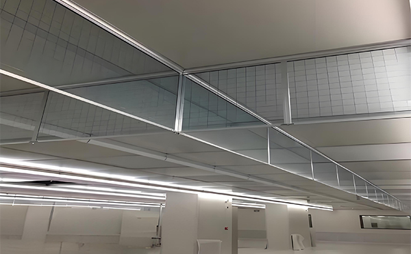 榆阳玻璃挡烟垂壁