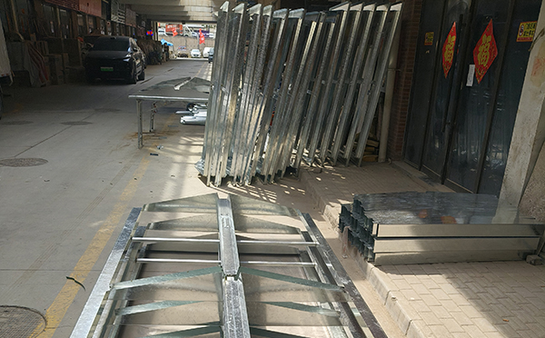 2025榆阳排烟窗维护周期与电动开启故障排查